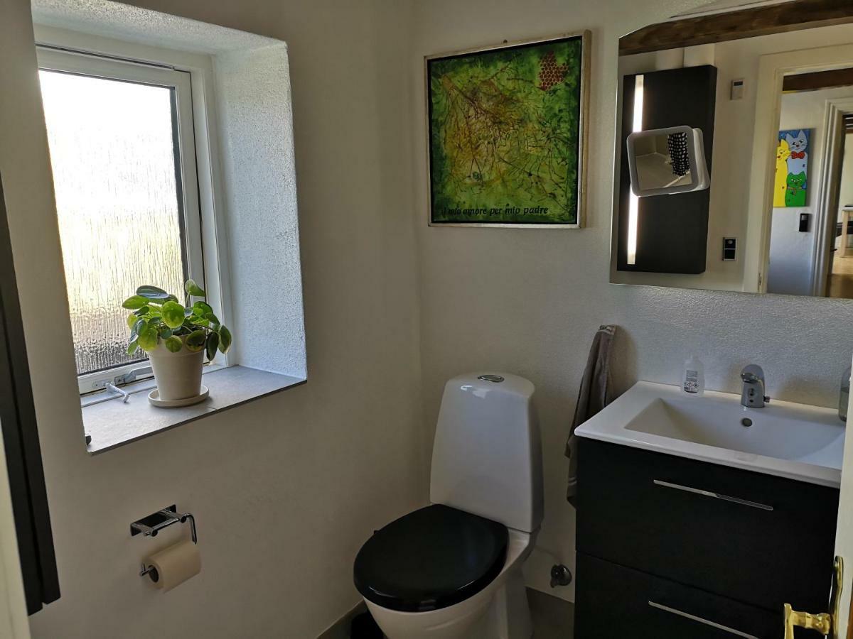 Commuter Room For One Or Two People Munkebo Luaran gambar
